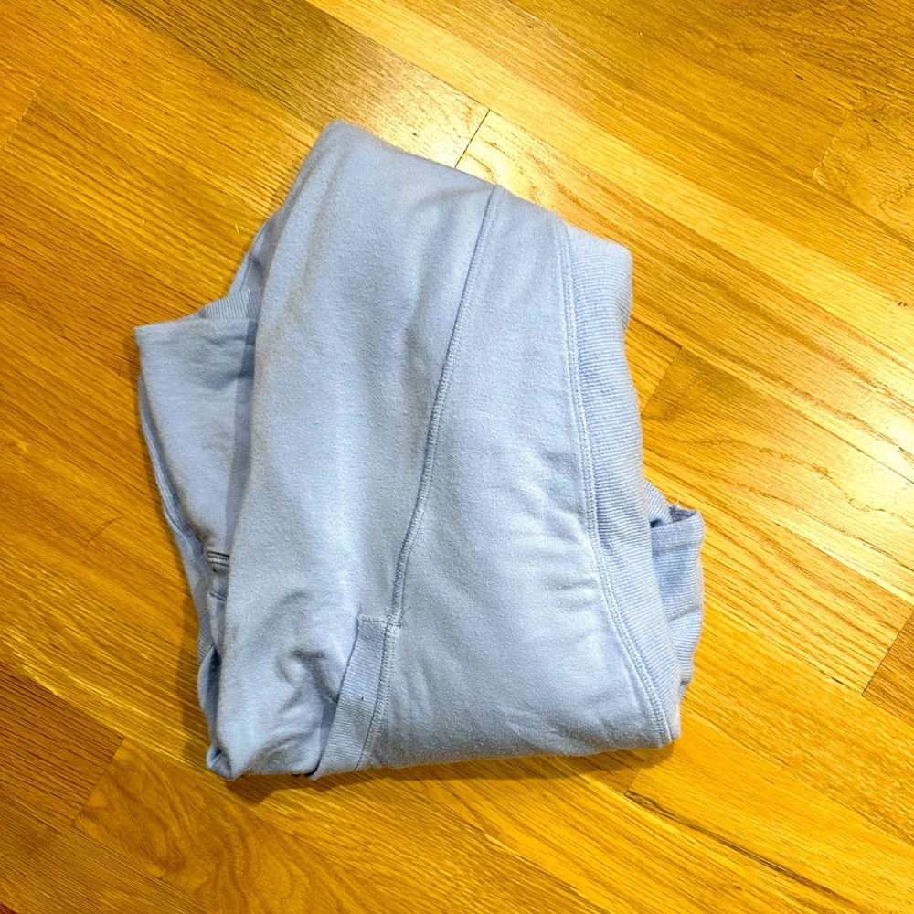 Athleta Pranayama Restore Wrap in size Small Tall in Periwinkle
